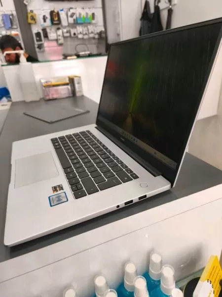 Huawei MateBook Ryzen 5 5500U 8GB/500GB SSD - İkinci El Görseli - 2