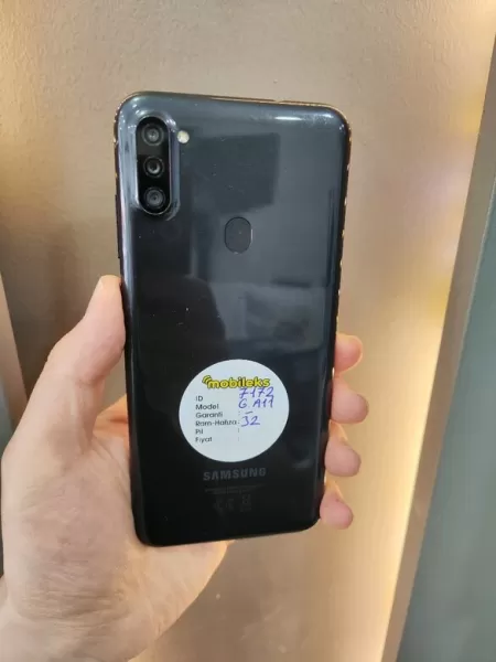 Samsung Galaxy A11 32 GB - Temiz ve Orijinal Görseli - 1