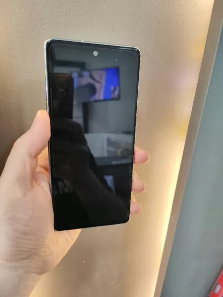 Samsung Galaxy S20 Fe 128 GB Görseli - 2