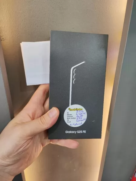 24 AY GARANTİLİ KUTULU FATURALI SAMSUNG GALAXY S25 FE 256 GB Görseli - 1