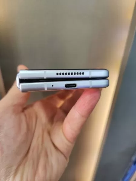 Samsung Galaxy Z Fold3 256GB Gümüş - Sorunsuz İkinci El Görseli - 5