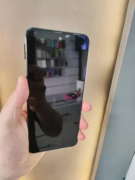 Ürün meta  "Sorunsuz Vivo Y28 256 GB Görseli - 2
