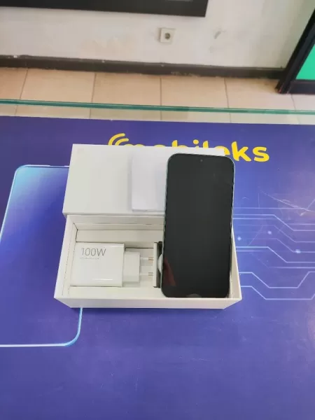Xiaomi Xiaomi 15 512 GB Görseli - 2